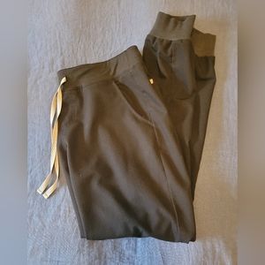 Figs Women's Black Zamora Scrub Pants Medium Tall